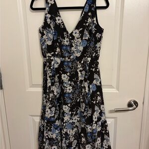 Erdem 100% Silk Floral Dress – Pleated with Pockets